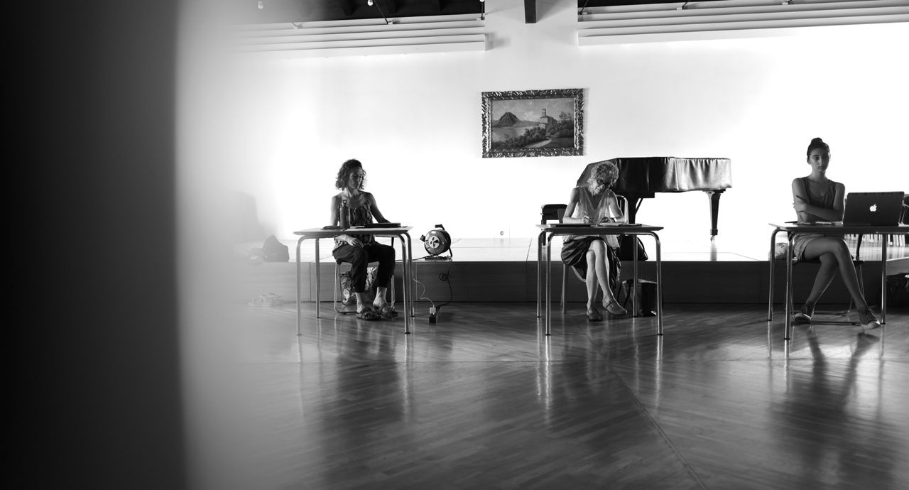 Laboratorio annuale di scrittura creativa: linguaggio espressivo fra ricordi e immaginazione.